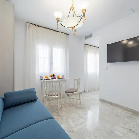 Augusto Centro De شقة ميريذا
